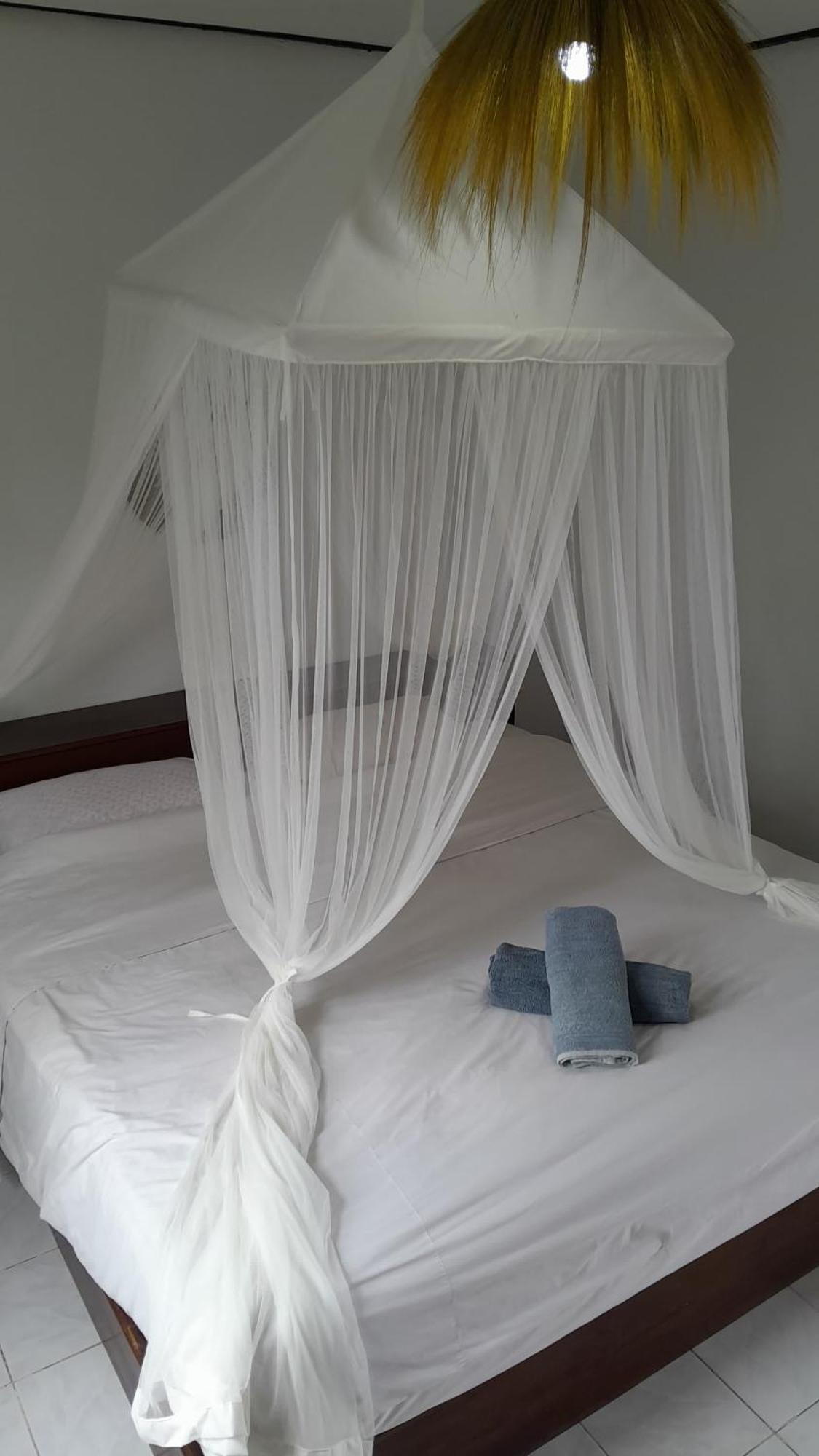Hotel Bukit Kembar Ecotourism Gitgit Esterno foto